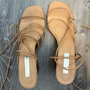 Bellini Tan lace up Heels size 9